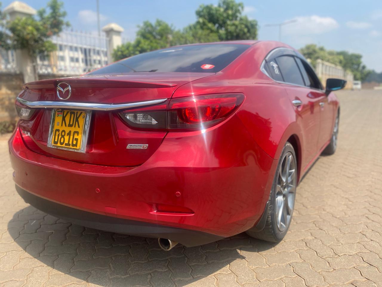 Mazda Atenza image 5