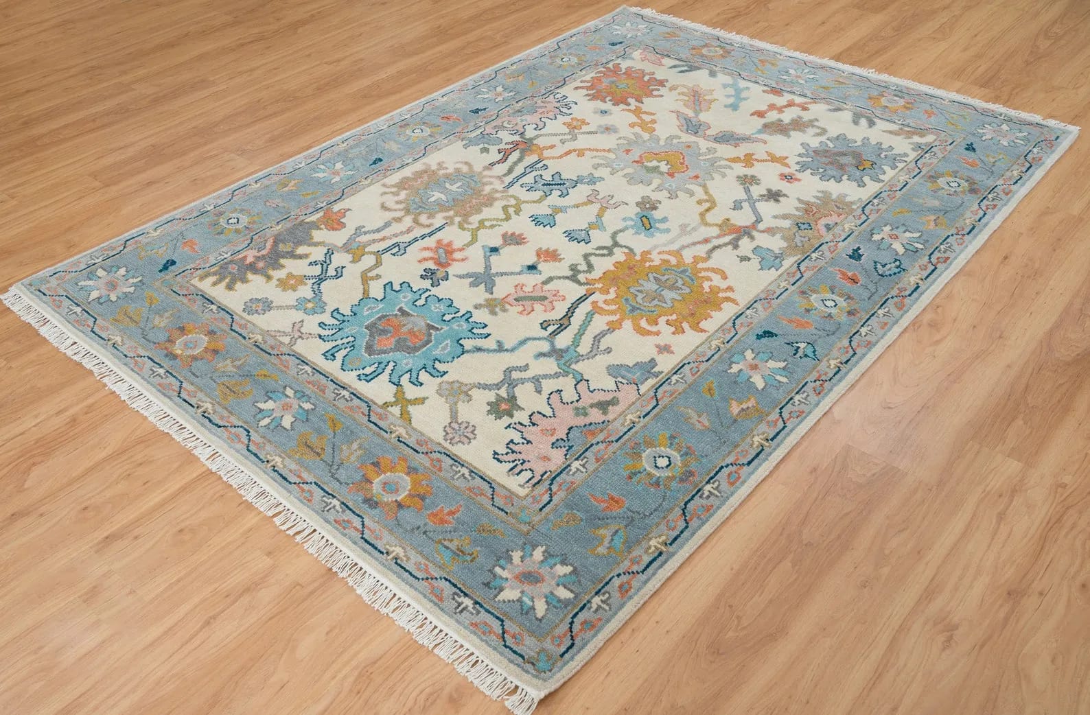 Handknotted Traditional Ivory and Blue Area Rug with Floral Medallion Design and Fringe Edges thumbnail 6