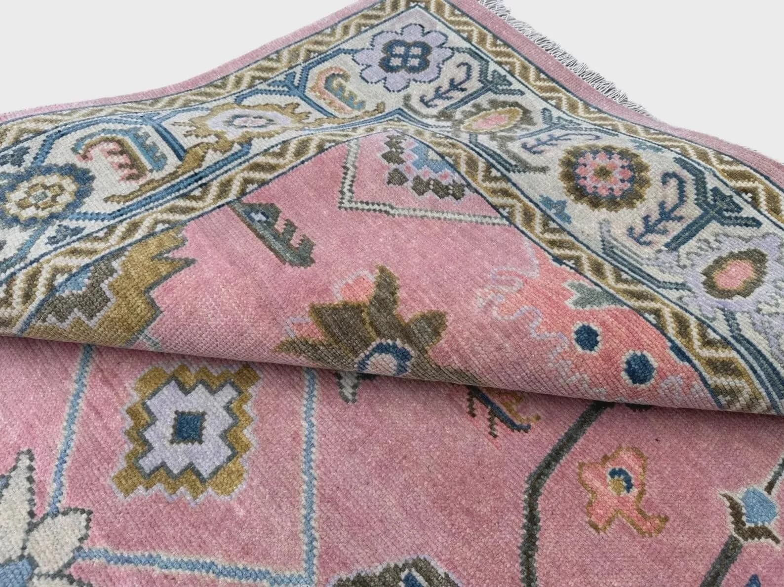 Handknotted Traditional Pink Oriental Area Rug with Geometric Floral Motifs & Multi-Color Border thumbnail 4