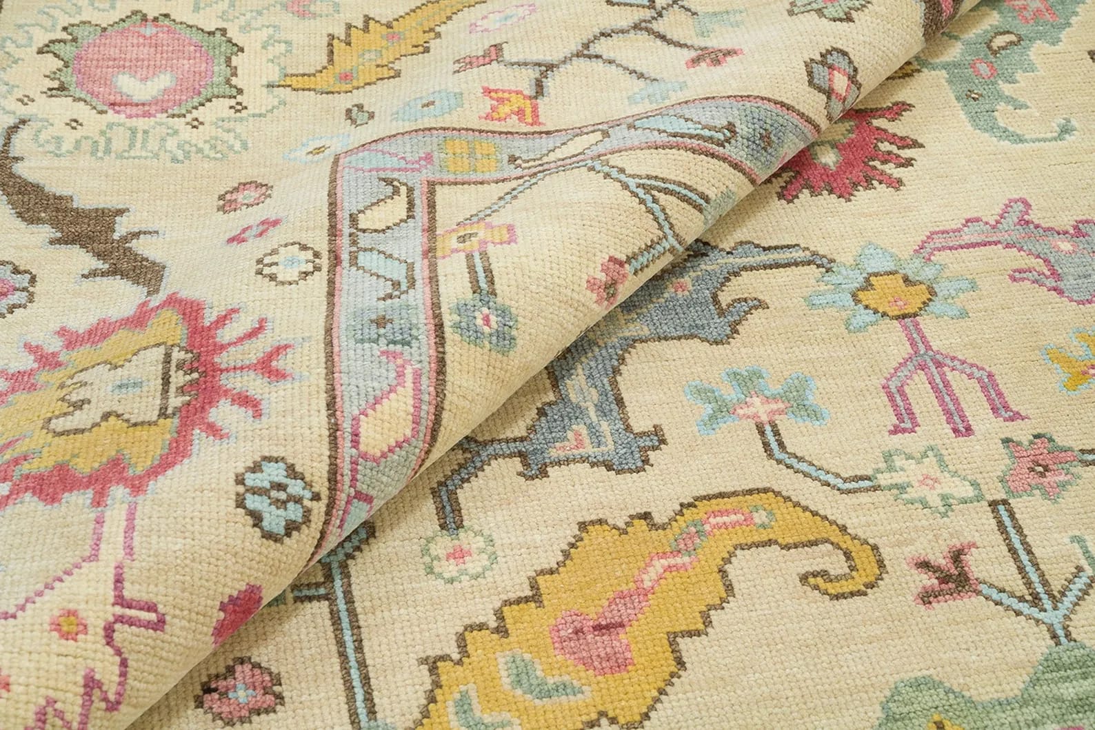 Handknotted Traditional Beige Oriental Area Rug with Pastel Floral Medallions & Fringe thumbnail 8