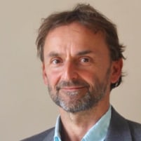 Dr. Tom Starke