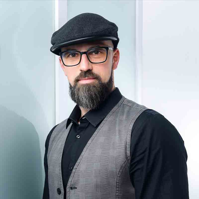 Bartl_Tim_800x800.jpg