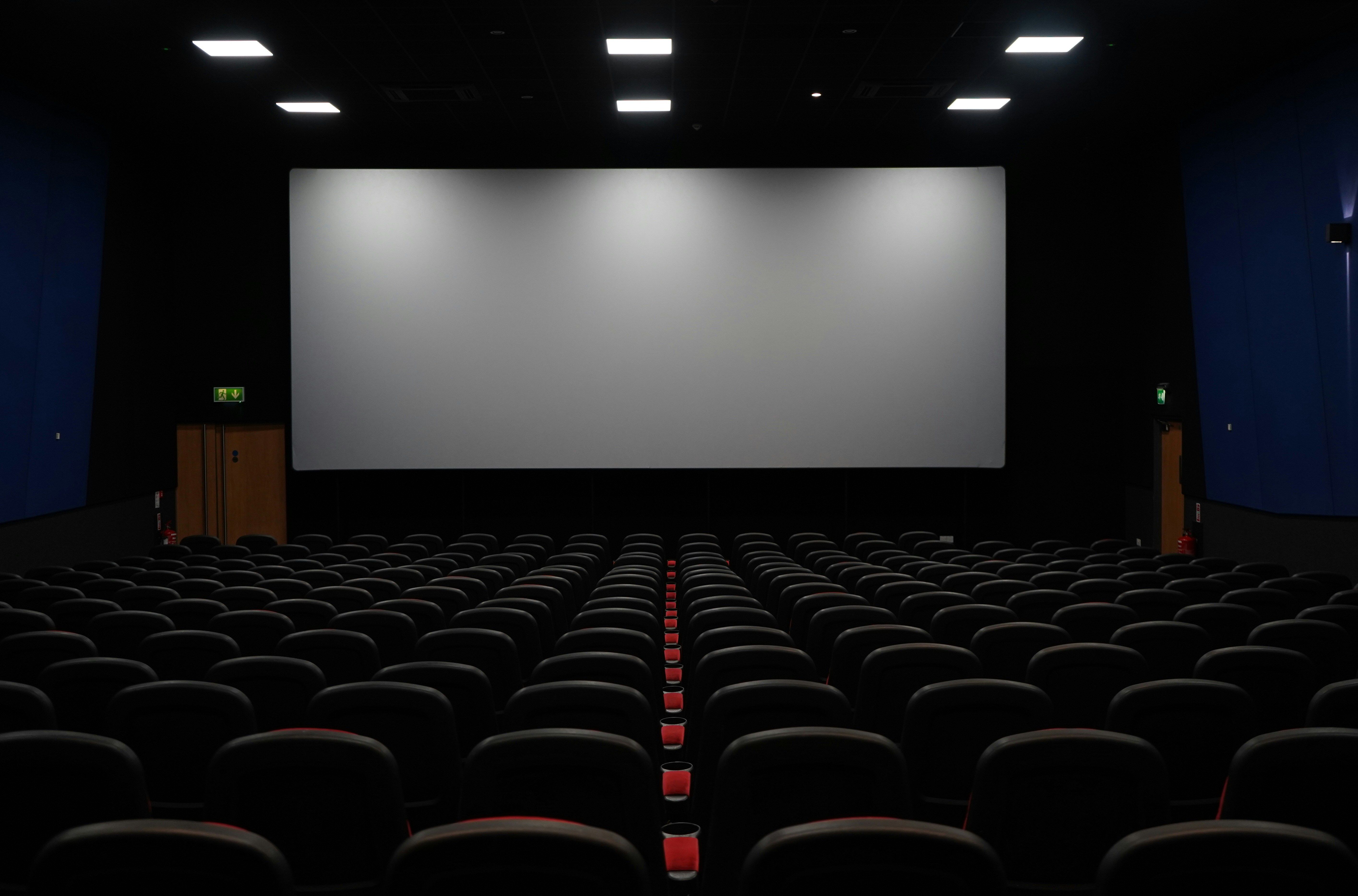 PlayCINE