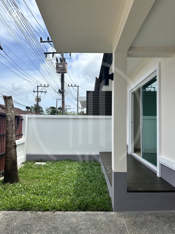 Image of The Happy Place - HSTL1670