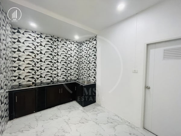 Image of Phet Ladda Village - HSTL1655