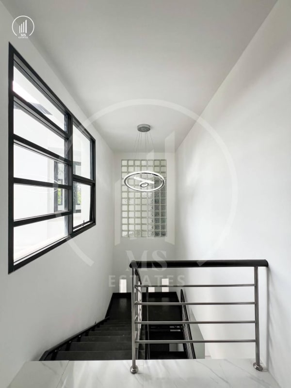 Main image of Anupas Golf Ville - HSKT1978