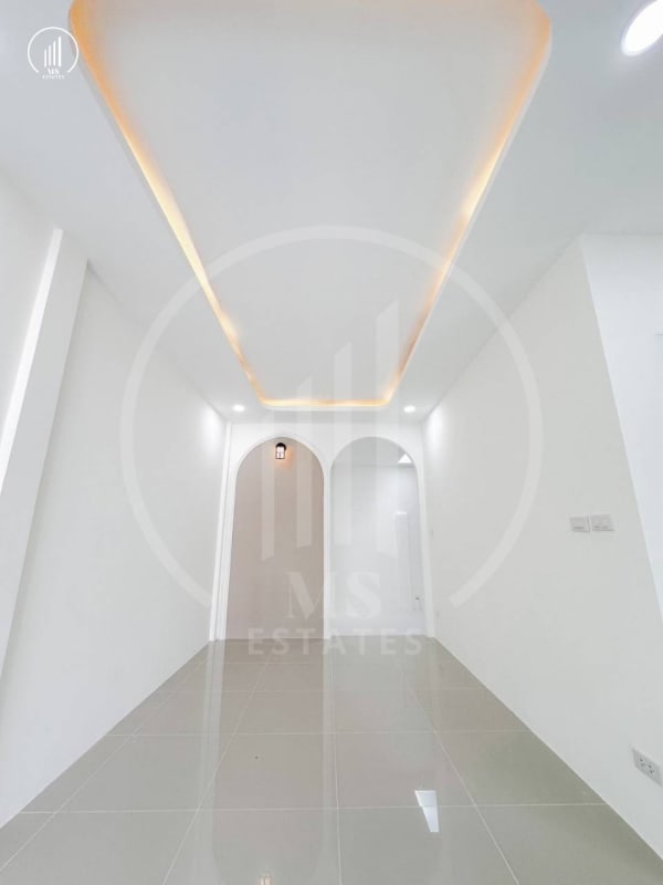 Image of Irrawaddy Village - HSMP1620