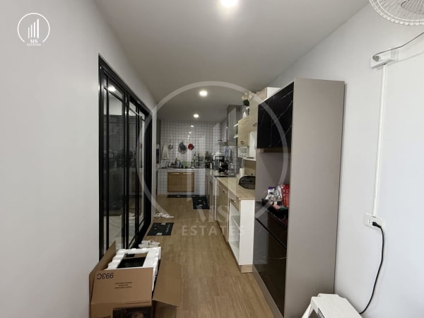 Main image of Two-Story Twin House - HSKK2127