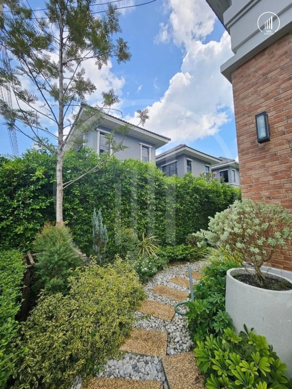 Image of Crown Estate - HSKK1533