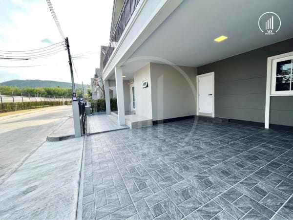 Main image of Anasiri Pa Khlok - HRPK1522