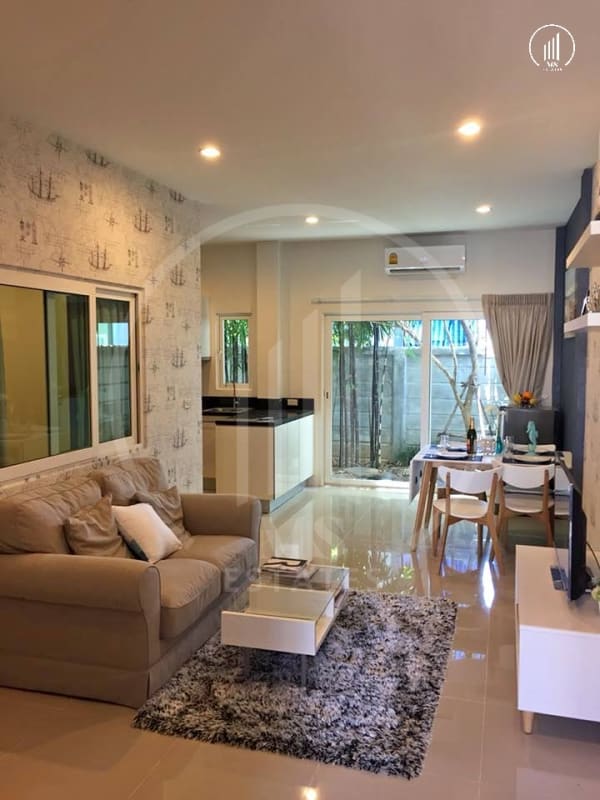 Image of Hide Away at Bypass Village - HRMP1484