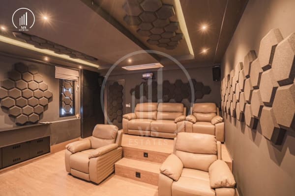 Main image of Luxury Pool Villa for Rent - VRRW2213