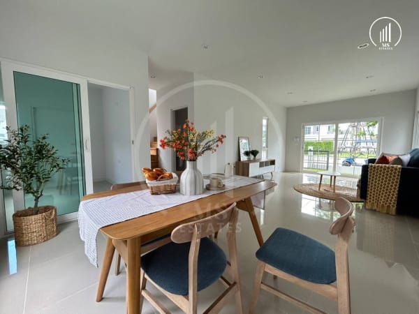 Image of Anasiri Pa Khlok - HRPK1502