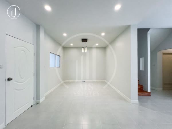 Main image of Chanakarn Village  - HSMP2027