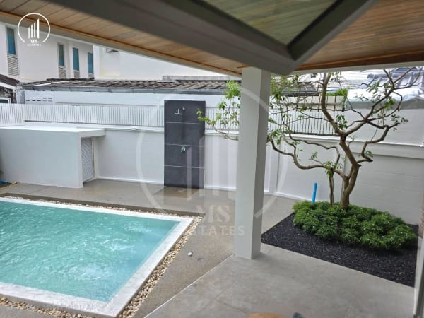 Main image of Stunning Two-Story Detached House - VSCL2044