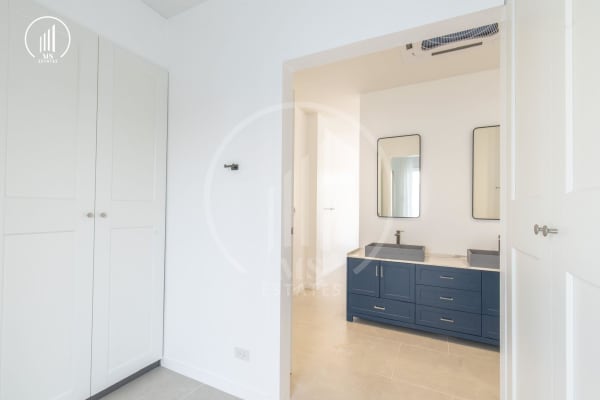 Image of Luxury villa for rent - VSRW2291