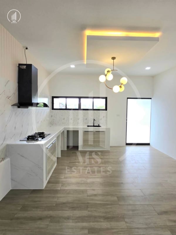 Main image of House for Sale in Soi Kiatisin 1 - HSMP1875