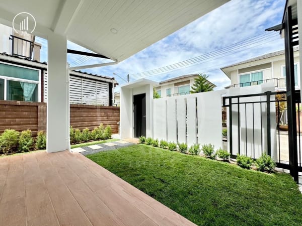 Main image of Passorn Kathu Village  - HSKT1417