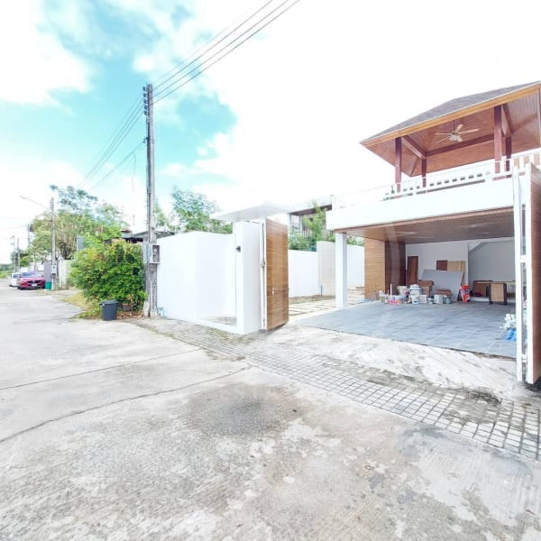 Main image of Modern Oasis Pool Villa In Chalong - VSCL1460