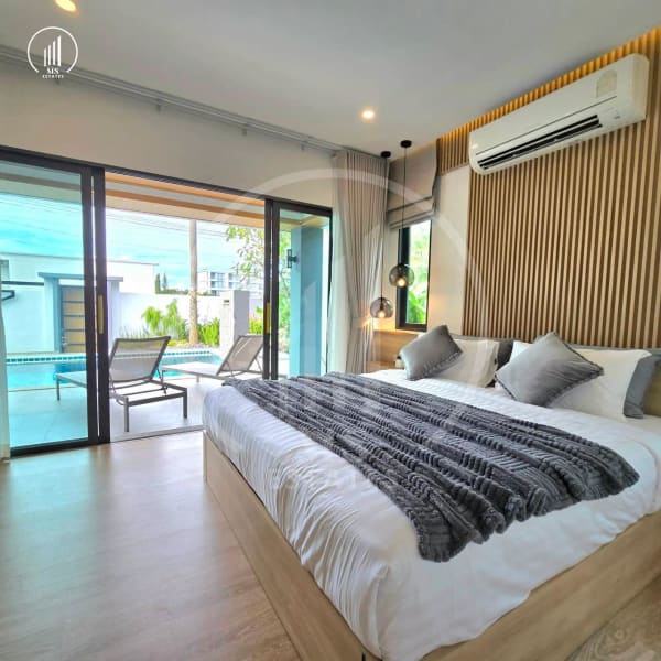 Main image of Luxury Pool Villa - VSRW2011