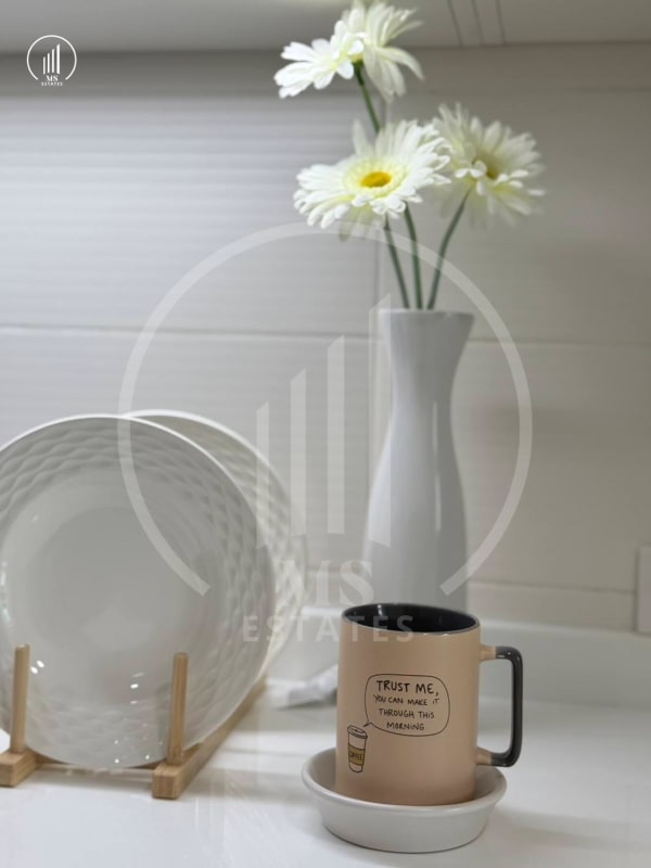 Image of The Royal Place Condominium - HRMP2958