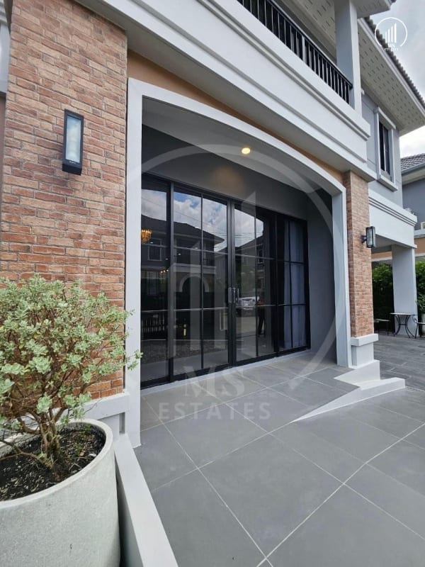Image of Crown Estate - HSKK1533