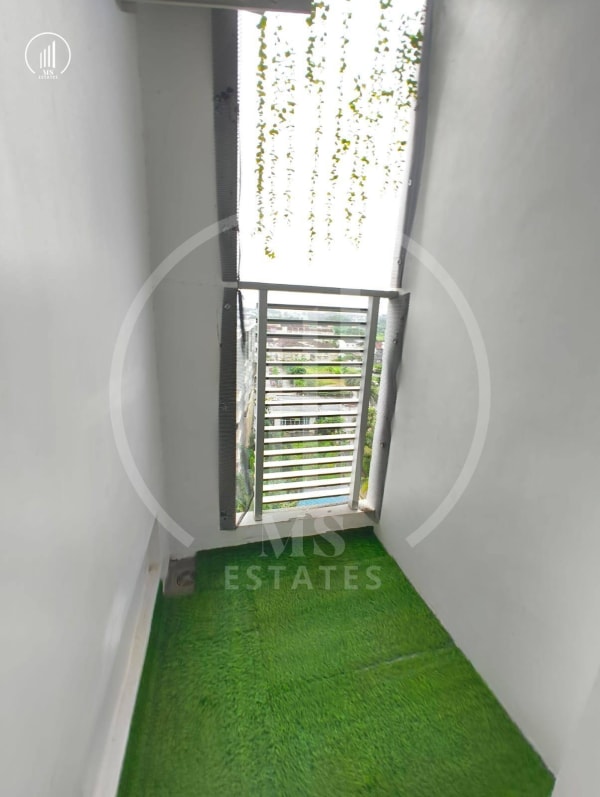 Image of The Royal Place Condominium - CRMP2928