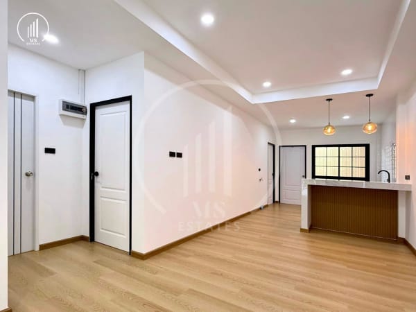 Main image of House for Sale! Soi Thep Anusorn 6, Wichit - HRWC2796