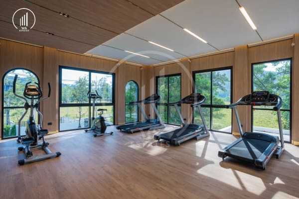 Image of Crown Estate - HRKK3122