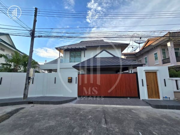 Main image of Stunning Two-Story Detached House - VSCL2044