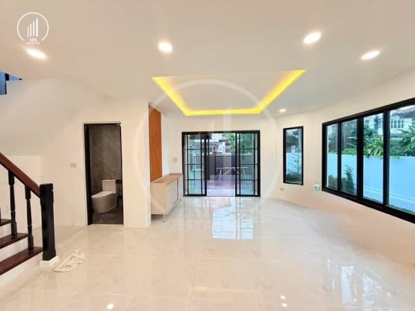 Main image of Land & Houses Chalong - HSCL1883