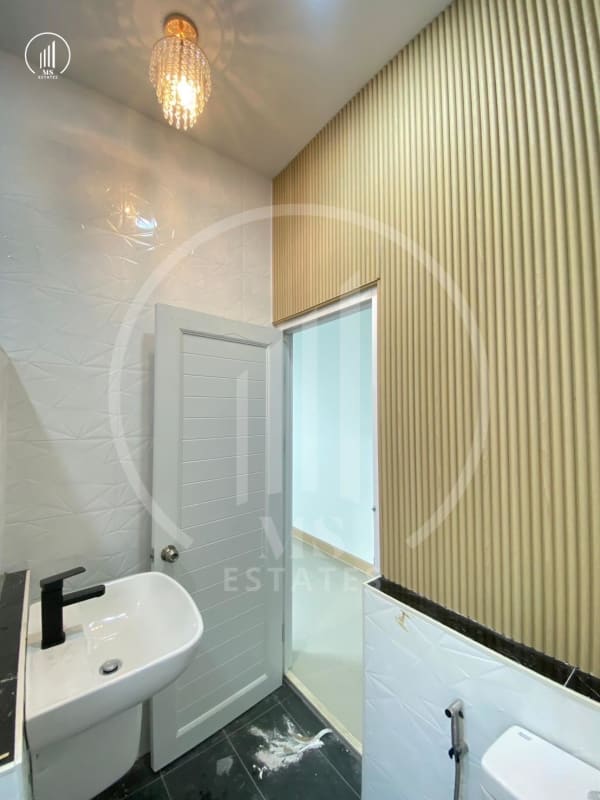 Main image of Srisuchat 5 - HSMP2135