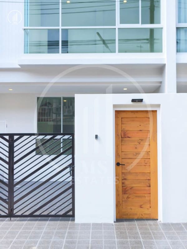 Main image of Chao Fah, Koh Kaew - HSKK2231