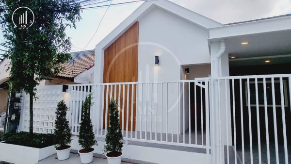 Main image of Tinwuthit 3 village - HSCL2113