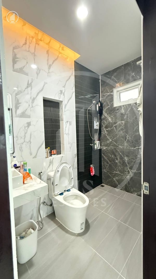 Image of PRIVATE DETACHED HOUSE FOR RENT - HRMP3083