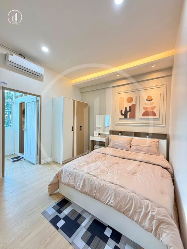 Image of Keha Koh Sirey  - CRMP3040