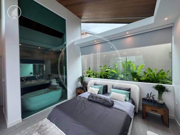 Image of Luxury Pool Villa in Rawai  - VRRW2955