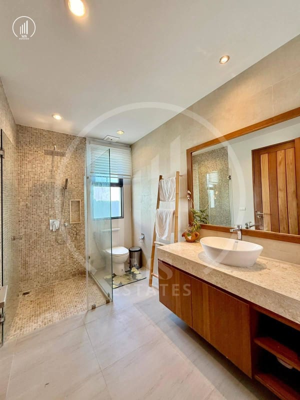 Main image of Luxury Private Pool Villa  - VRCT2168