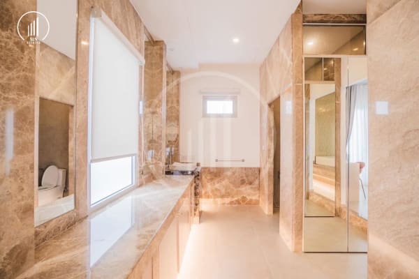 Main image of Luxury Pool Villa for Rent - VRRW2213