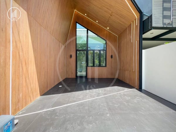 Image of House in town - HSMP1802