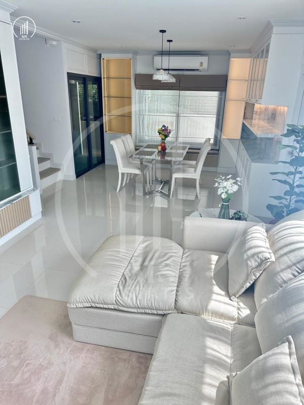 Main image of  Supalai Lake View - HSKK2003