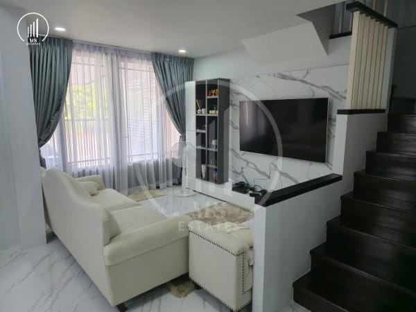 Main image of Two-Story Twin House - HSKK2127