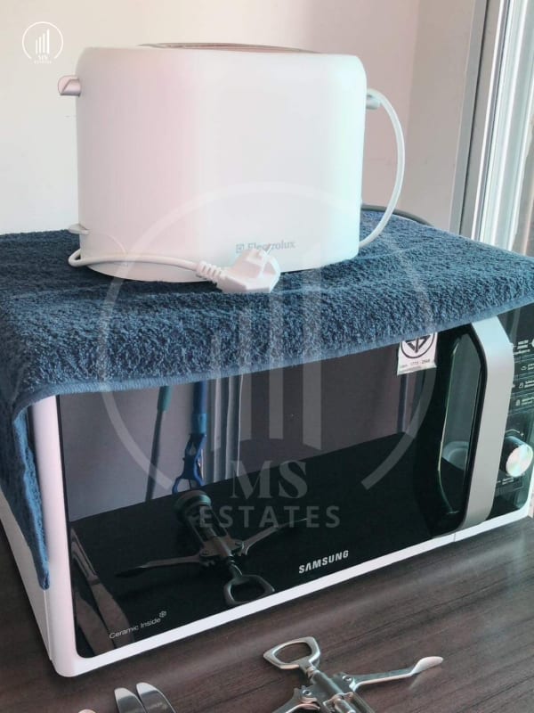 Image of D Condo Creek - CRKT1744