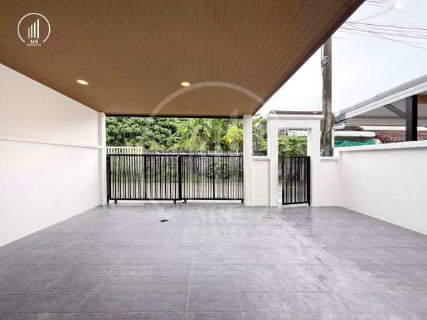 Main image of House for Sale! Soi Thep Anusorn 6, Wichit - HRWC2796