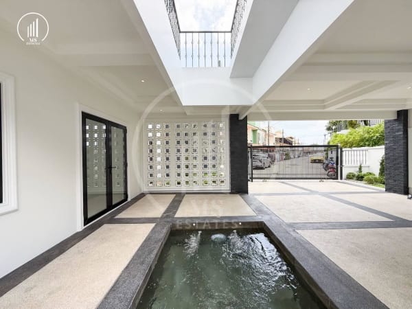 Image of Luxury Pool Villa at Songkhun Nabon - VSCL3245