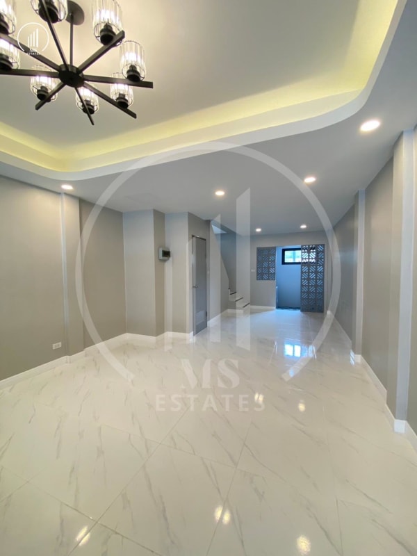 Main image of Saphan Hin Village , Soi 3 - HSMP2631