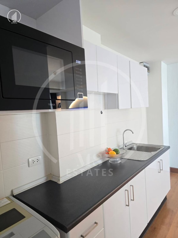 Main image of  The Royal Place - CSMP2346