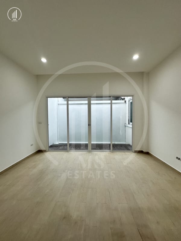 Image of The Happy Place - HSTL1670