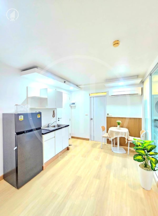 Main image of The Light Suanluang Condominium - CSMP2076