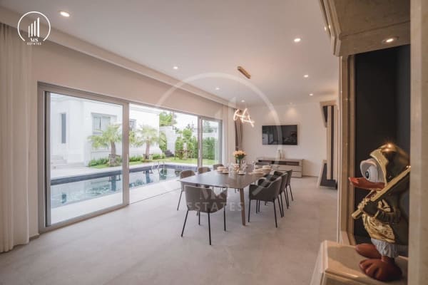 Main image of Luxury Pool Villa for Rent - VRRW2213